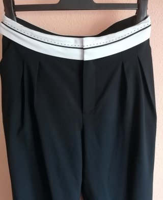Pantalón negro de vestir