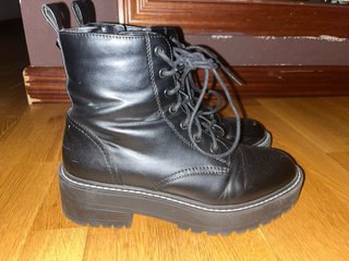 Botas negras Stradivarius