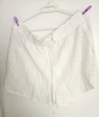Pantalons curts blancs / Pantalones cortos blancos