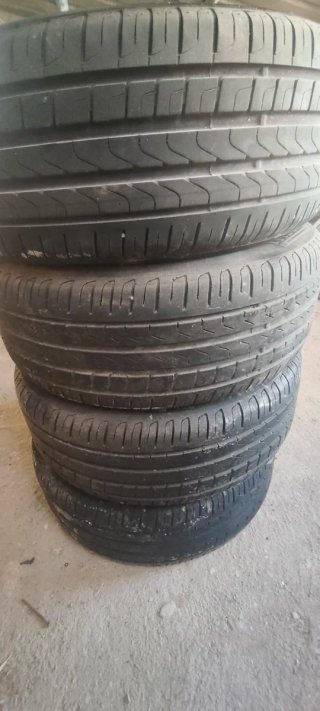 Neumáticos 225/55 R16
