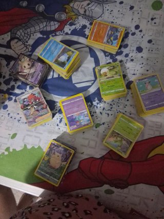 Lote Pokémon +500 cartas V, VMAX, Charizard
