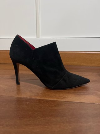 Zapatos negros Pura López
