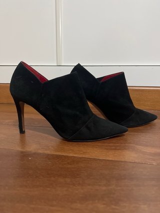 Zapatos negros Pura López