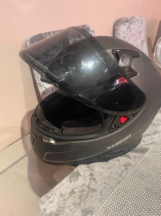 Casco de moto SHIRO con su caja