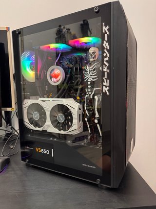 PC Personalizado ASUS Blanco y Negro