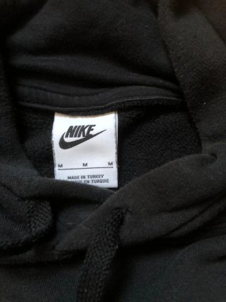 Sudadera Nike con capucha negra