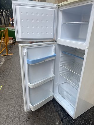 Nevera blanca Indesit