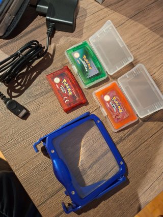 Nintendo Game Boy Advance SP