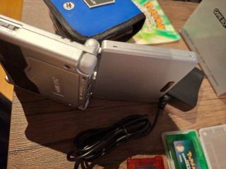 Nintendo Game Boy Advance SP