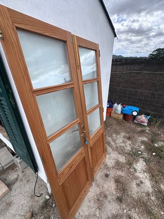 Puertas balconeras dobles Pino Norte Climalit