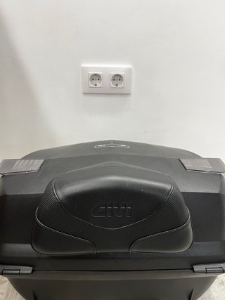 Baúl Givi Blade Negro