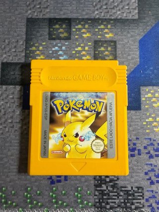Game Boy Color Pikachu + 3 Juegos Pokémon