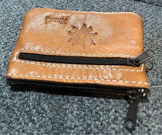 Cartera de cuero y monedero