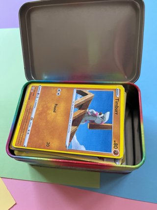Caja 100 Cartas Pokémon
