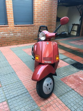 Vespa Cosa 200