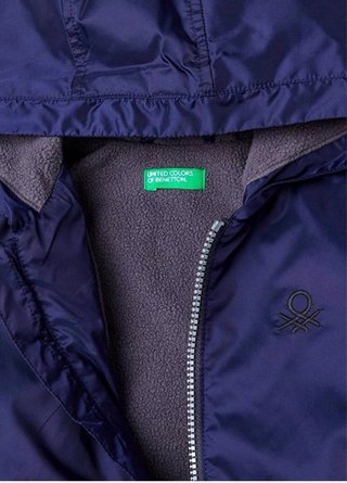 Chaqueta/chubasquero/cazadora benetton 12-18 meses