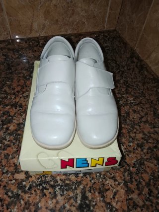 Zapatos comunión crema T.34
