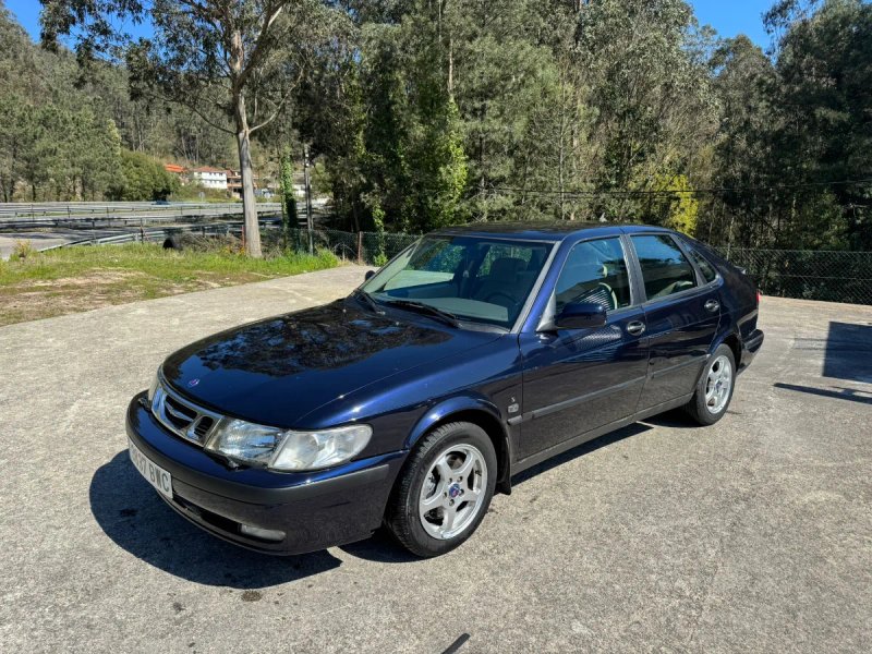 Saab 9-3 con tan solo 85.000 kilómetros - foto 1