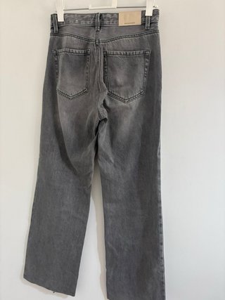 Pantalón vaquero STRADIVARIUS gris T.34
