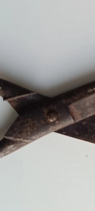 2 Tijeras Antiguas