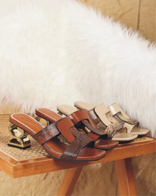 Sandalias Beige y Doradas Piel Serpiente