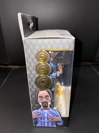 Funko Gold Snoop Dogg Premium Vinyl Figure