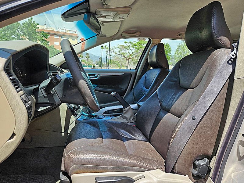 Volvo V70 2005, foto 4