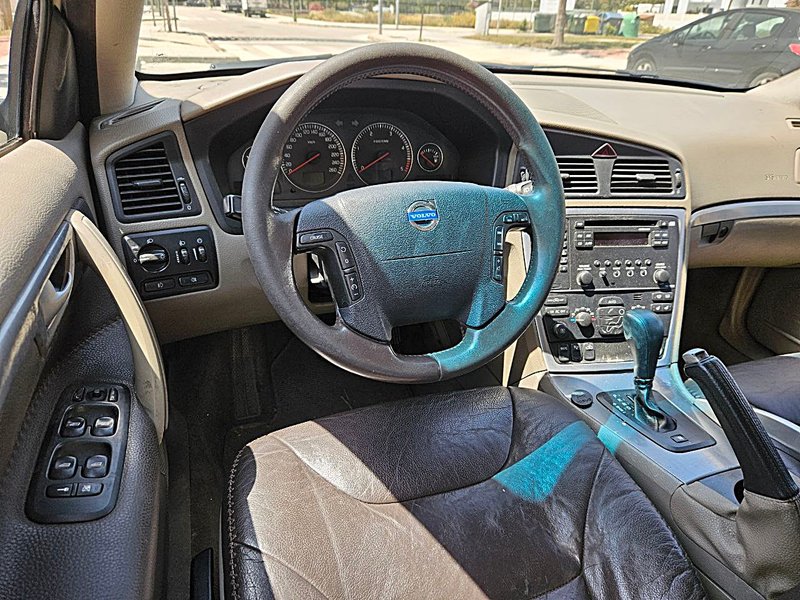 Volvo V70 2005, foto 7