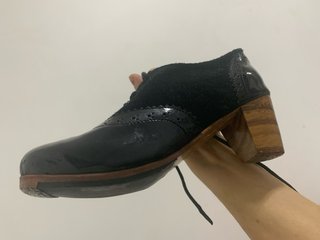 Zapatos Flamenco ( Profesionales)T T:35.5  70€HOY!