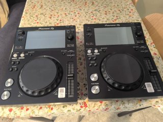Pareja Pioneer XDJ-700