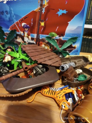 Lote Playmobil Piratas Barco y Figuras