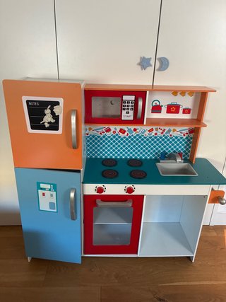 Cocinita de madera infantil