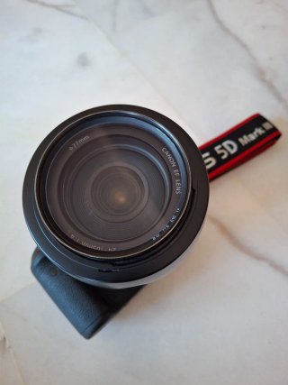 Kit Canon 5D Mark III + Objetivo + Flash + Otros