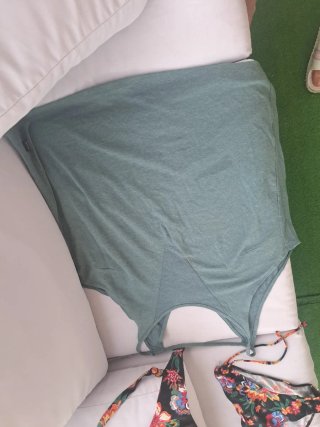 Camiseta verde talla L