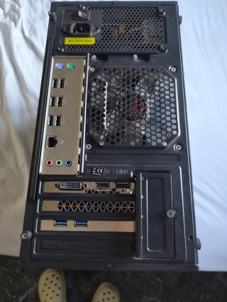 PC Gaming GTX 1650 4GB + 12GB RAM + Xeon 10 núcleo