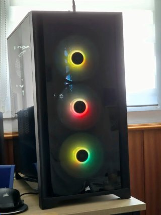 Caja PC Corsair 4000X RGB
