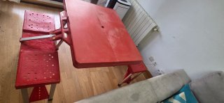 Mesa de camping plegable roja