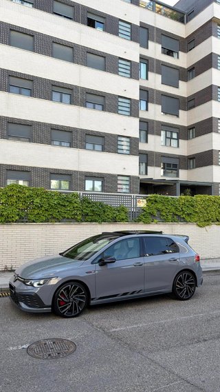 Volkswagen Golf 2021 Ful extras