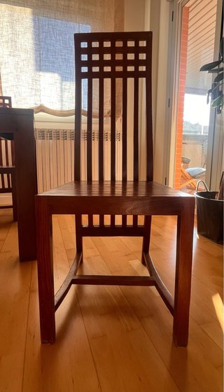 Mesa de teca con 4 sillas