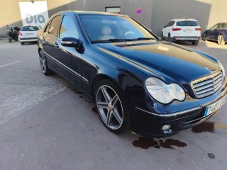 Mercedes-Benz Clase C 2006