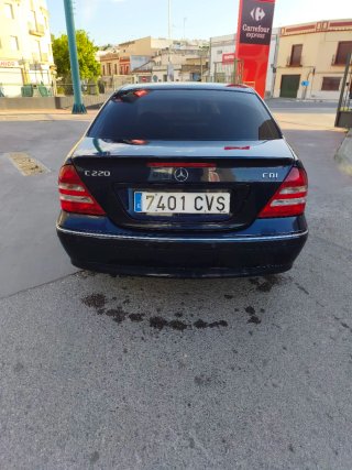 Mercedes-Benz Clase C 2006