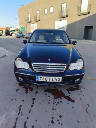 Mercedes-Benz Clase C 2006