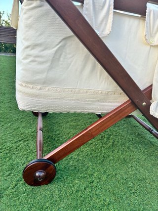Minicuna de madera con dosel Artesania Beltran