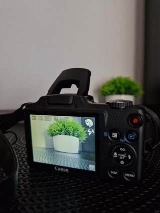 Canon PowerShot SX510 HS con caja y cargador