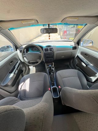 KIA Rio 2004