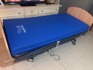 Cama articulada eléctrica con colchón. A estrenar!