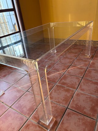 Mesa Acrílico y Vidrio Diseño Moderno