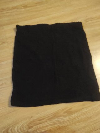Falda negra encaje