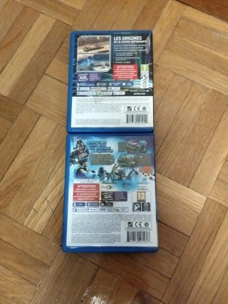 Cajas juegos PS VITA WipEout y All-Stars