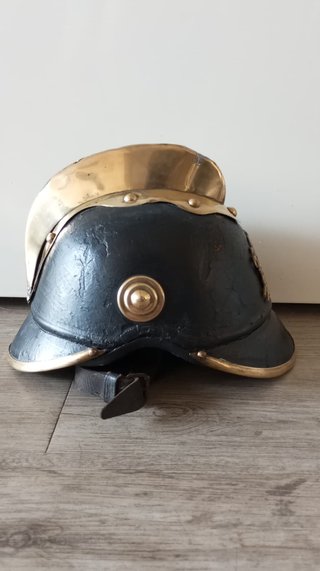 Casco Bombero Checo 1920
